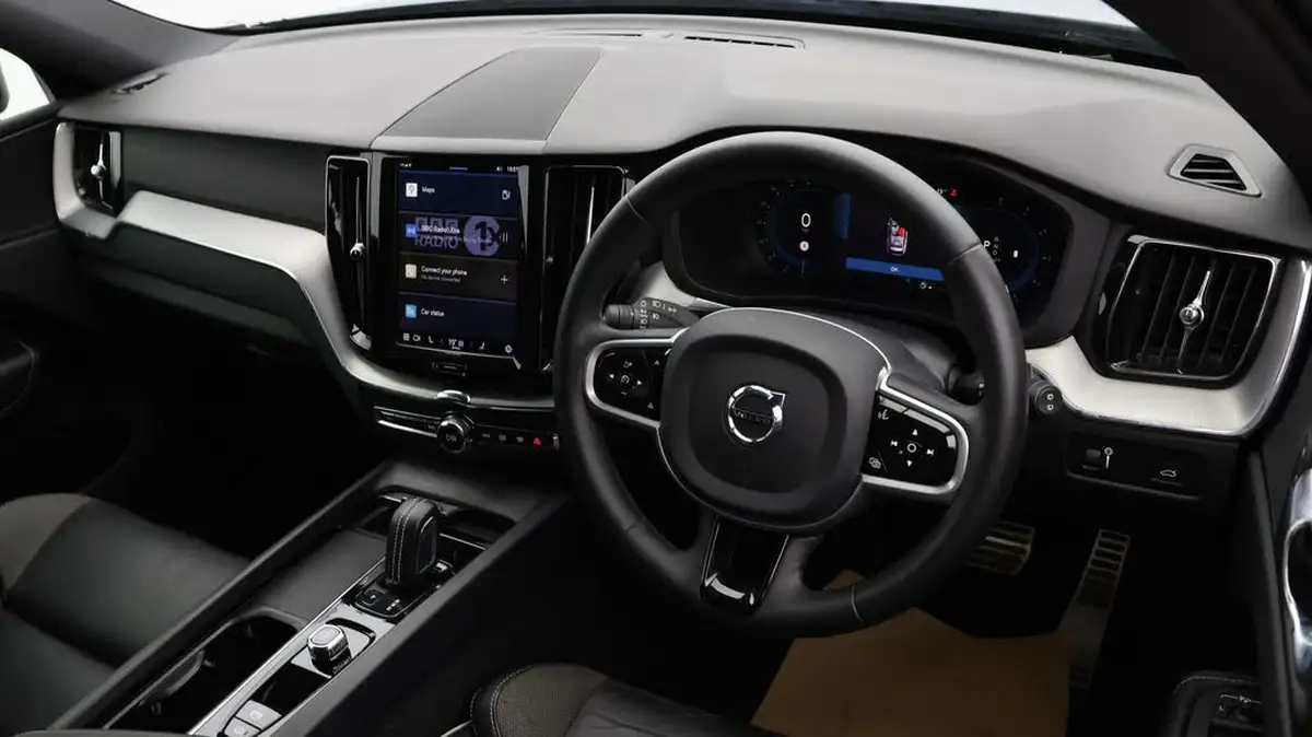 2021-volvo-xc60-20td-b4-r-design-awd-big-8