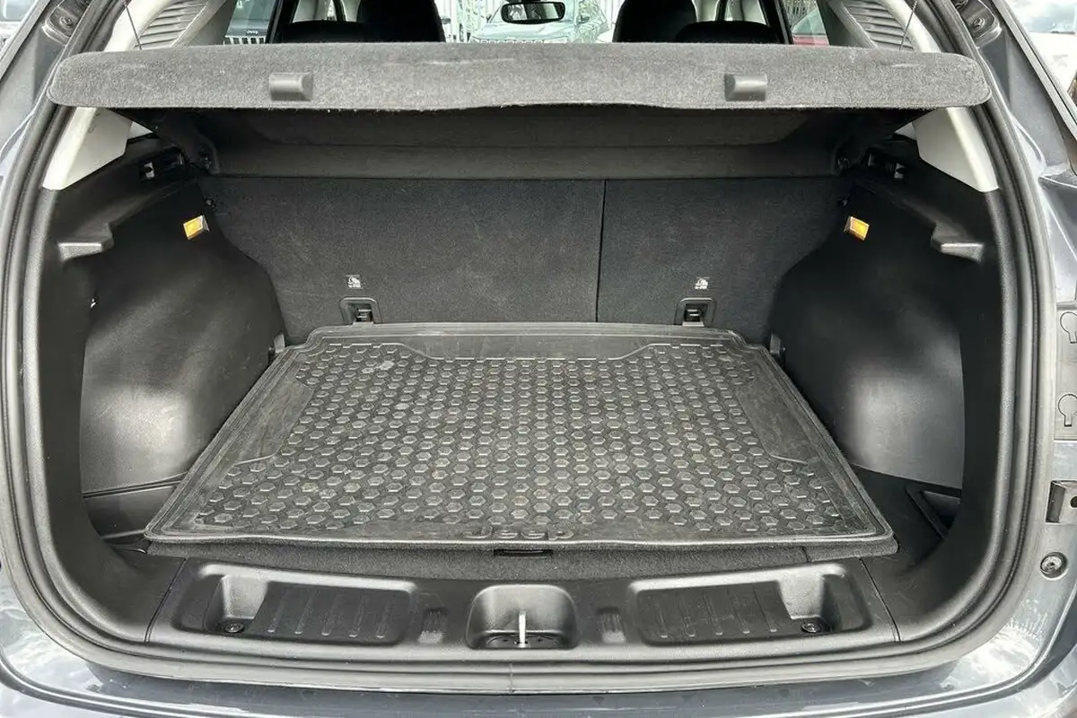 2022-jeep-compass-13-gse-trailhawk-big-19