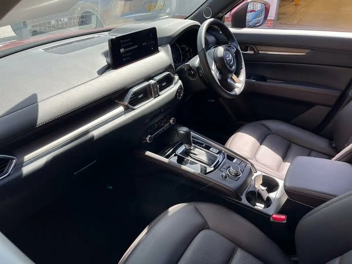 2024-mazda-cx-5-25-takumi-big-8