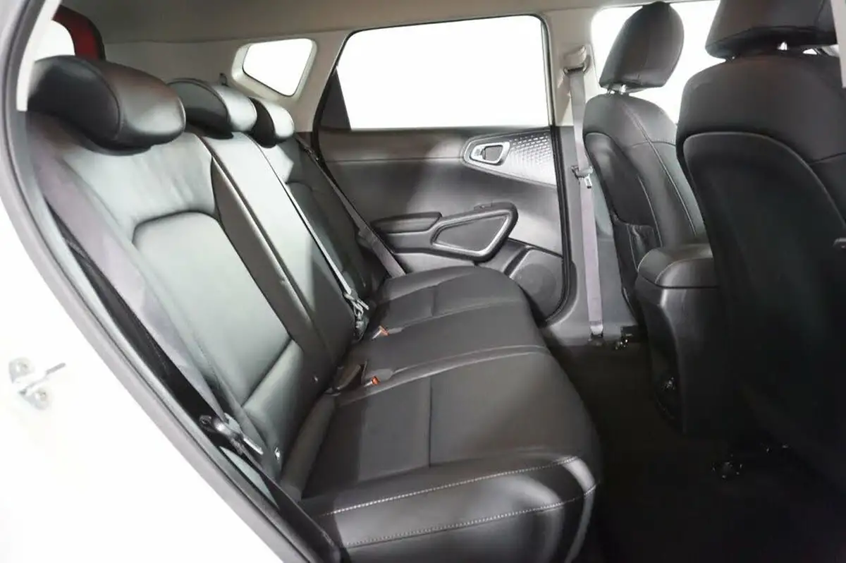 2021-kia-soul-ev-first-edition-big-20