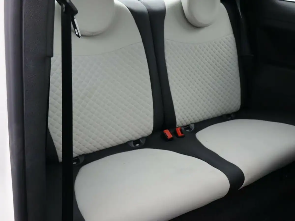 2022-fiat-500-10-dolcevita-big-18