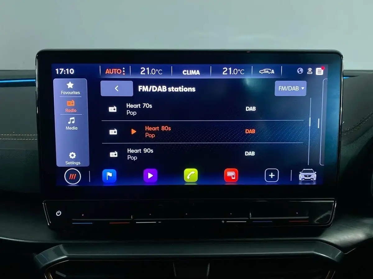 2021-cupra-formentor-14-e-hybrid-vz1-big-29