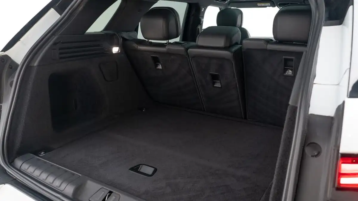 2023-land-rover-range-rover-sport-30-d300-dynamic-se-big-13