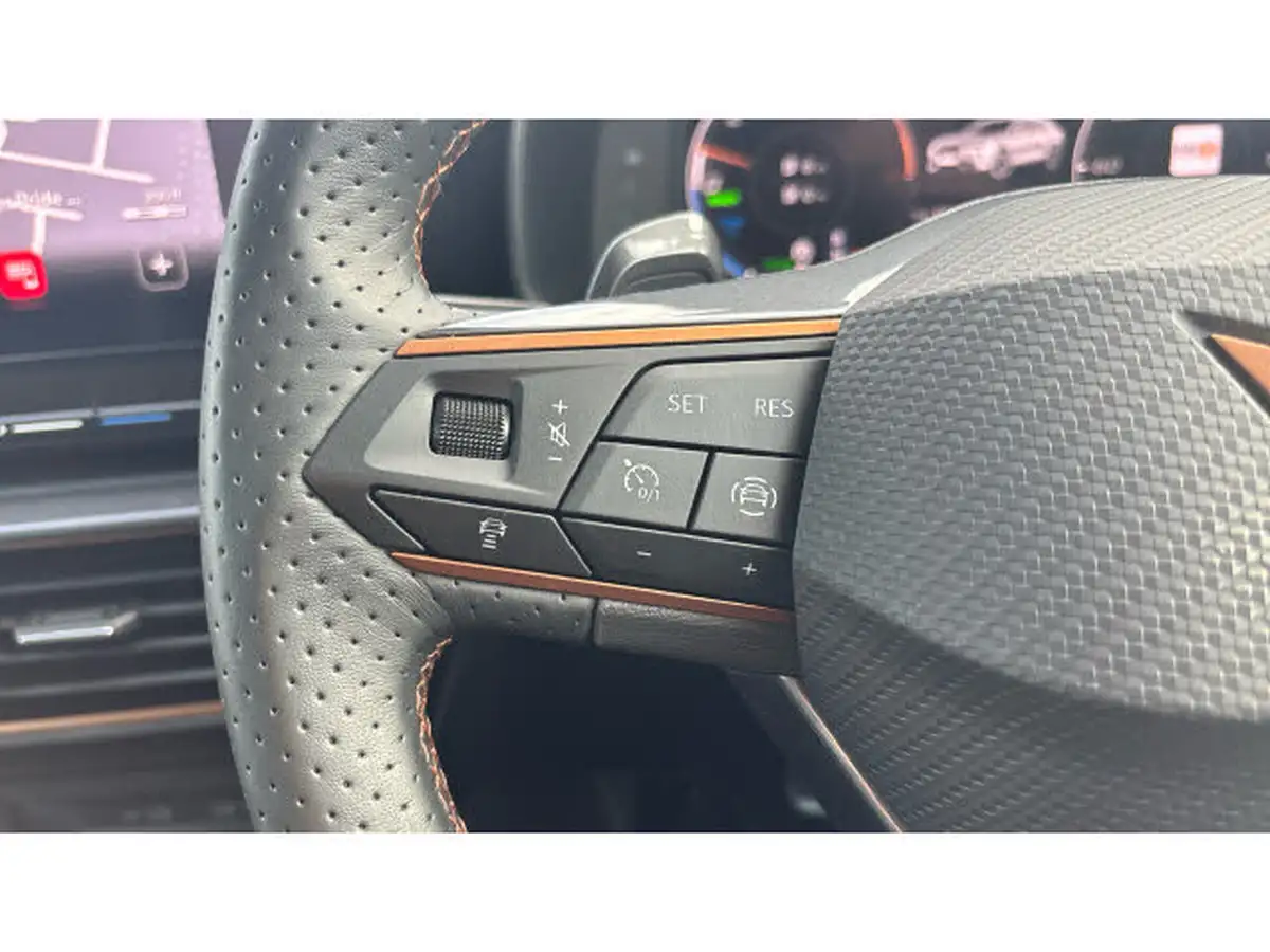 2024-cupra-formentor-14-e-hybrid-v2-big-16
