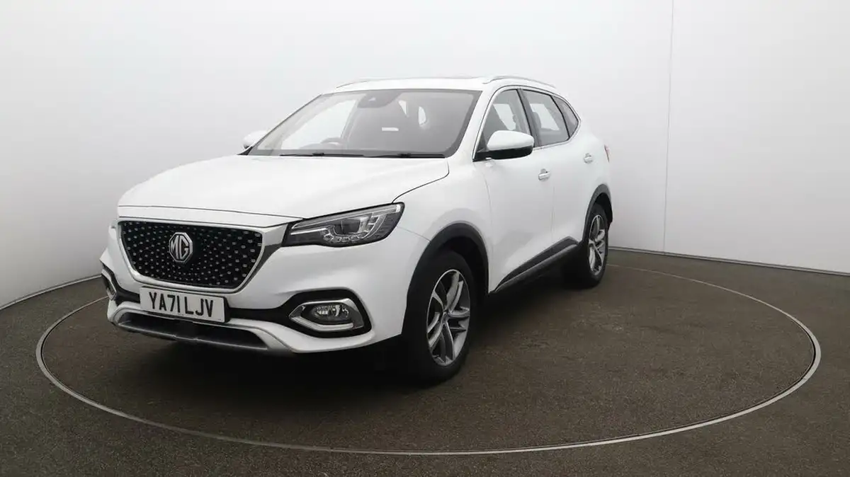 2022-mg-hs-15t-gdi-exclusive-162ps-dct-big-29