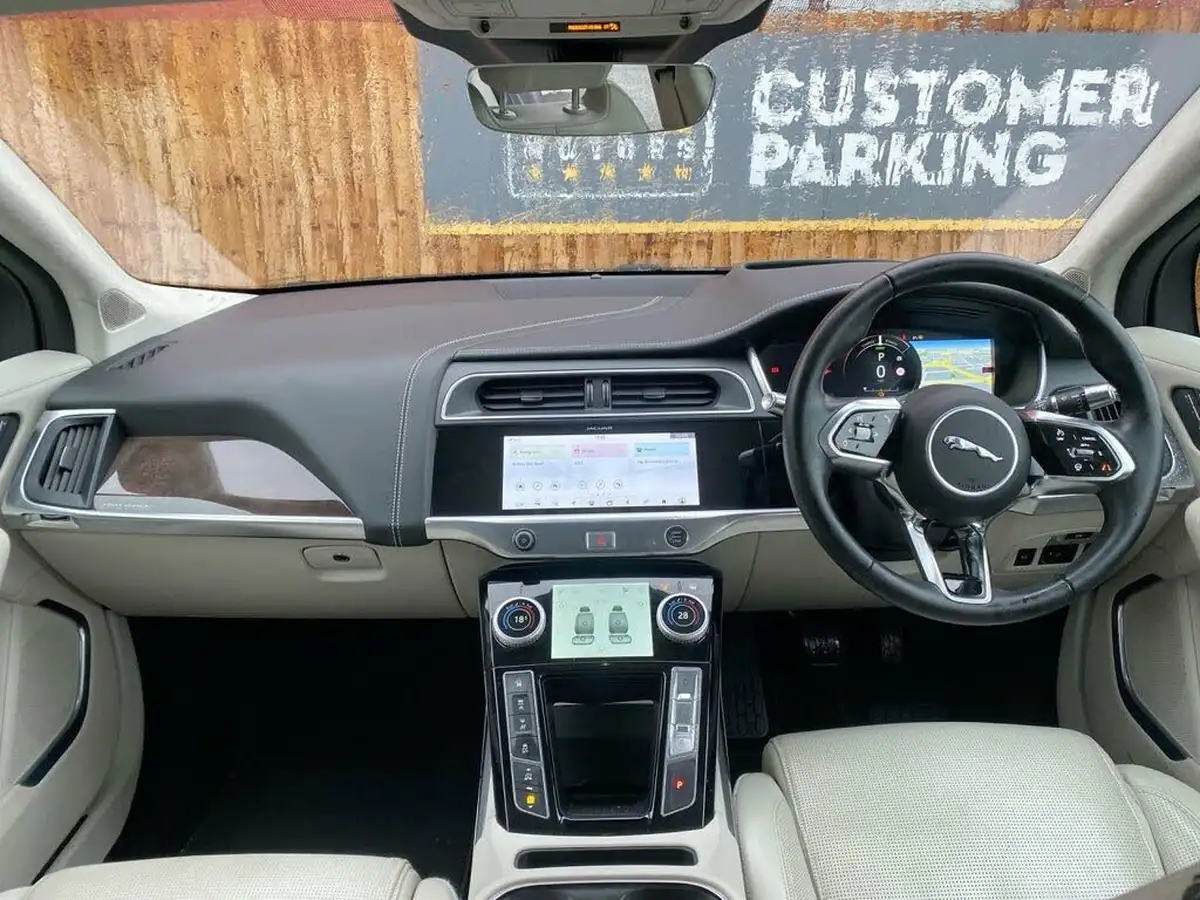 2019-jaguar-i-pace-ev400-first-edition-big-8