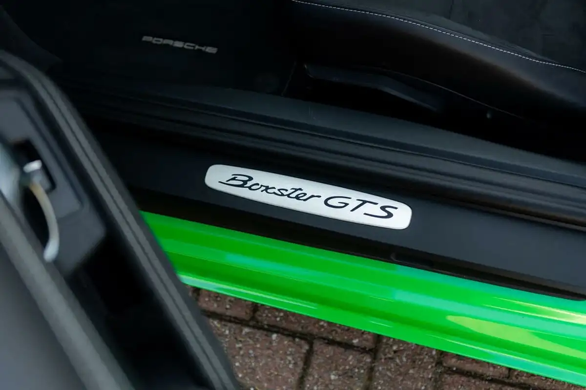 2021-porsche-boxster-718-40-boxster-gts-40-big-41