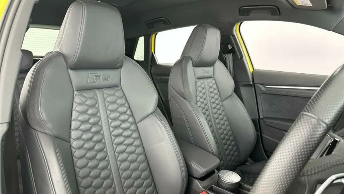 2023-audi-rs3-25-tfsi-sportback-5d-big-10