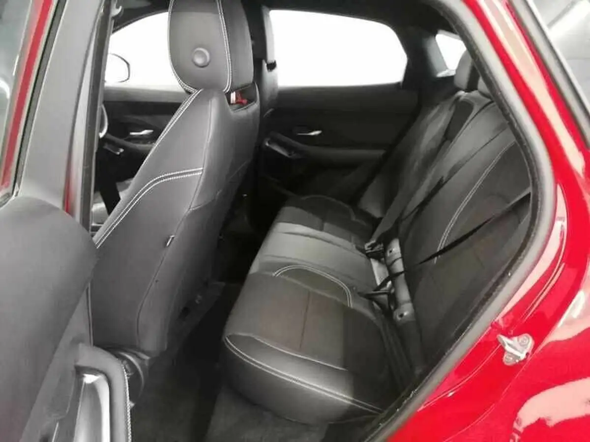 2019-jaguar-e-pace-20-i4d-r-dynamic-150ps-big-14