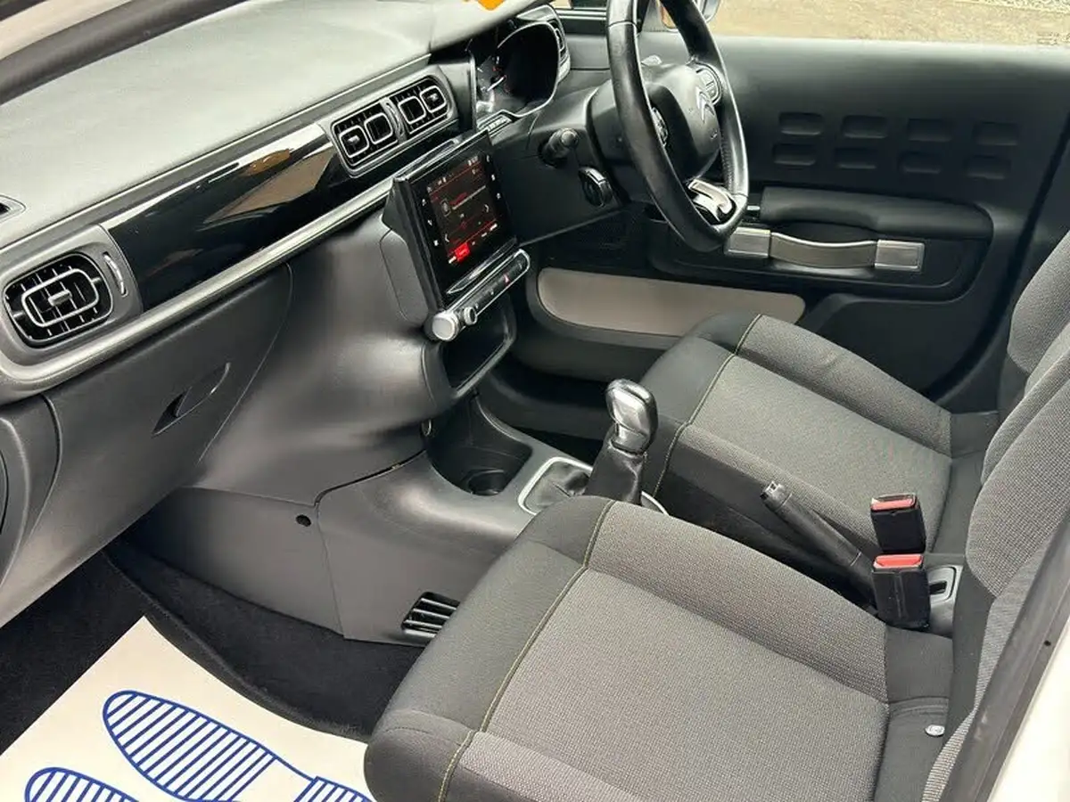 2017-citroen-c3-12-puretech-flair-82ps-big-23
