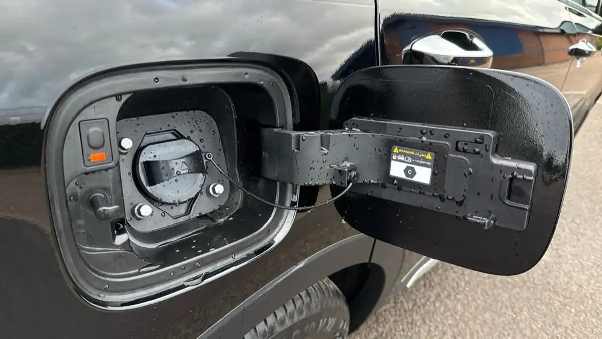 2025-kia-sorento-16-t-gdi-4-phev-big-38