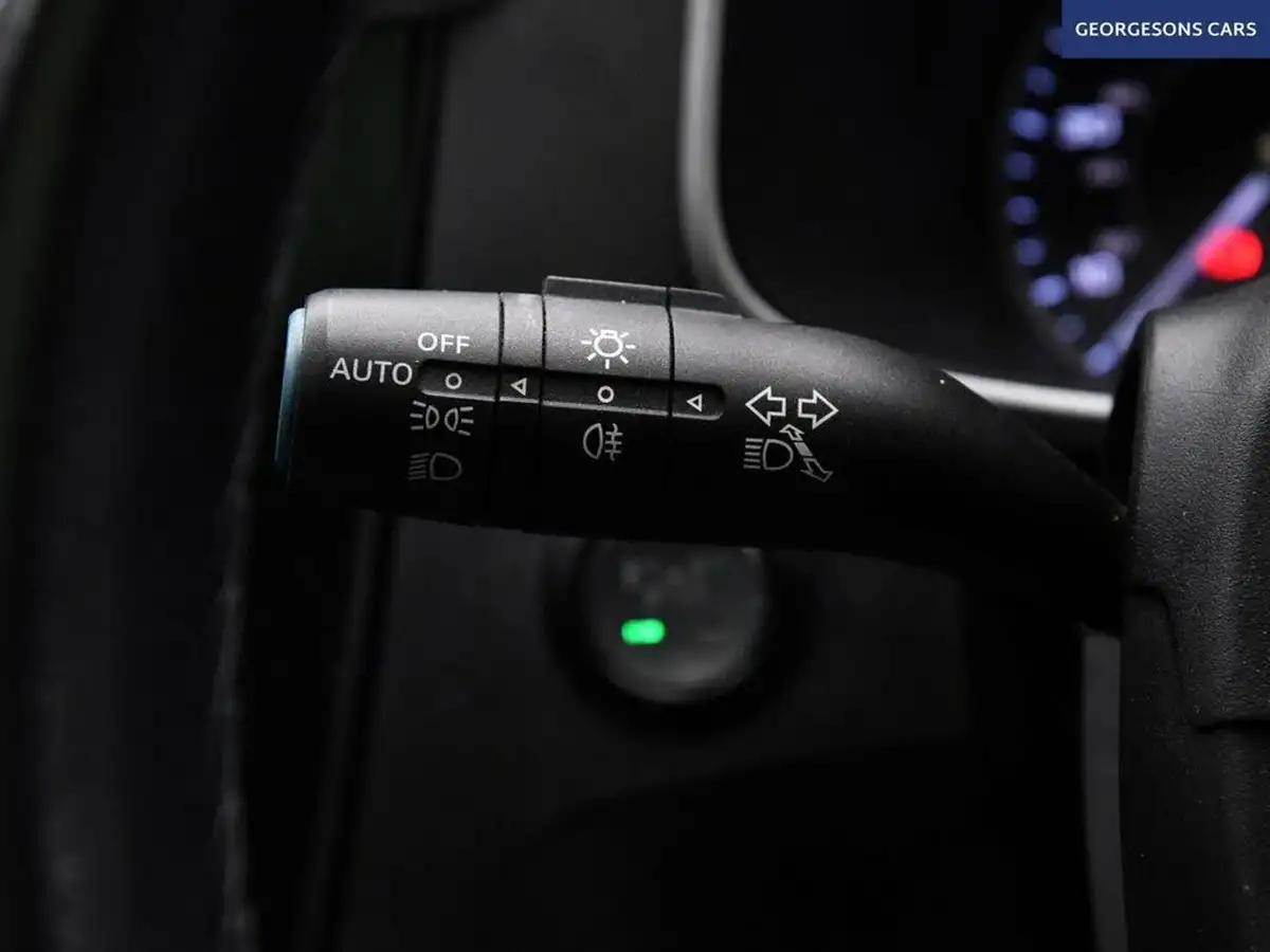 2021-mg-zs-suv-e-exclusive-ev-big-22