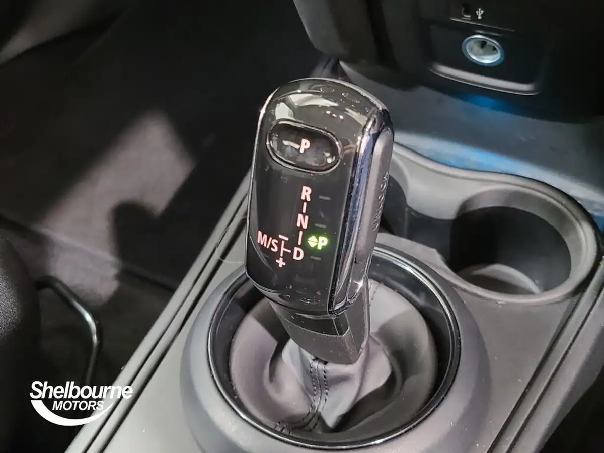 2021-mini-countryman-15-cooper-classic-auto-big-32