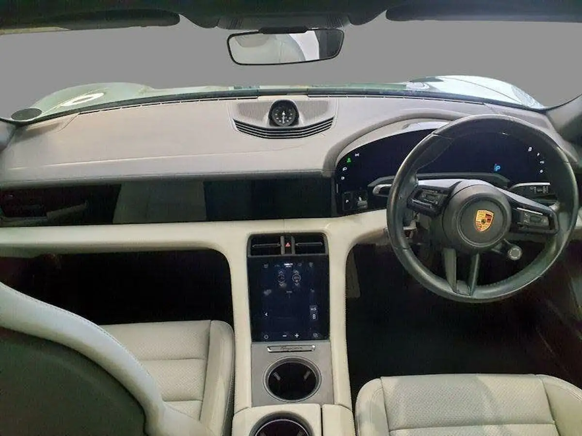 2020-porsche-taycan-e-4s-571ps-performance-battery-plus-big-23