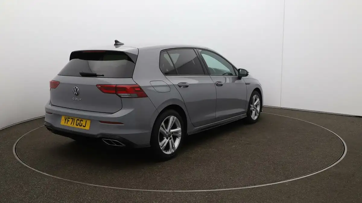 2021-volkswagen-golf-15-tsi-r-line-150ps-hatchback-big-7