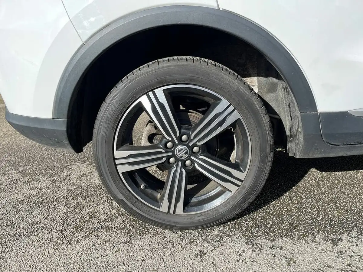 2020-mg-zs-suv-10t-gdi-exclusive-111ps-big-16