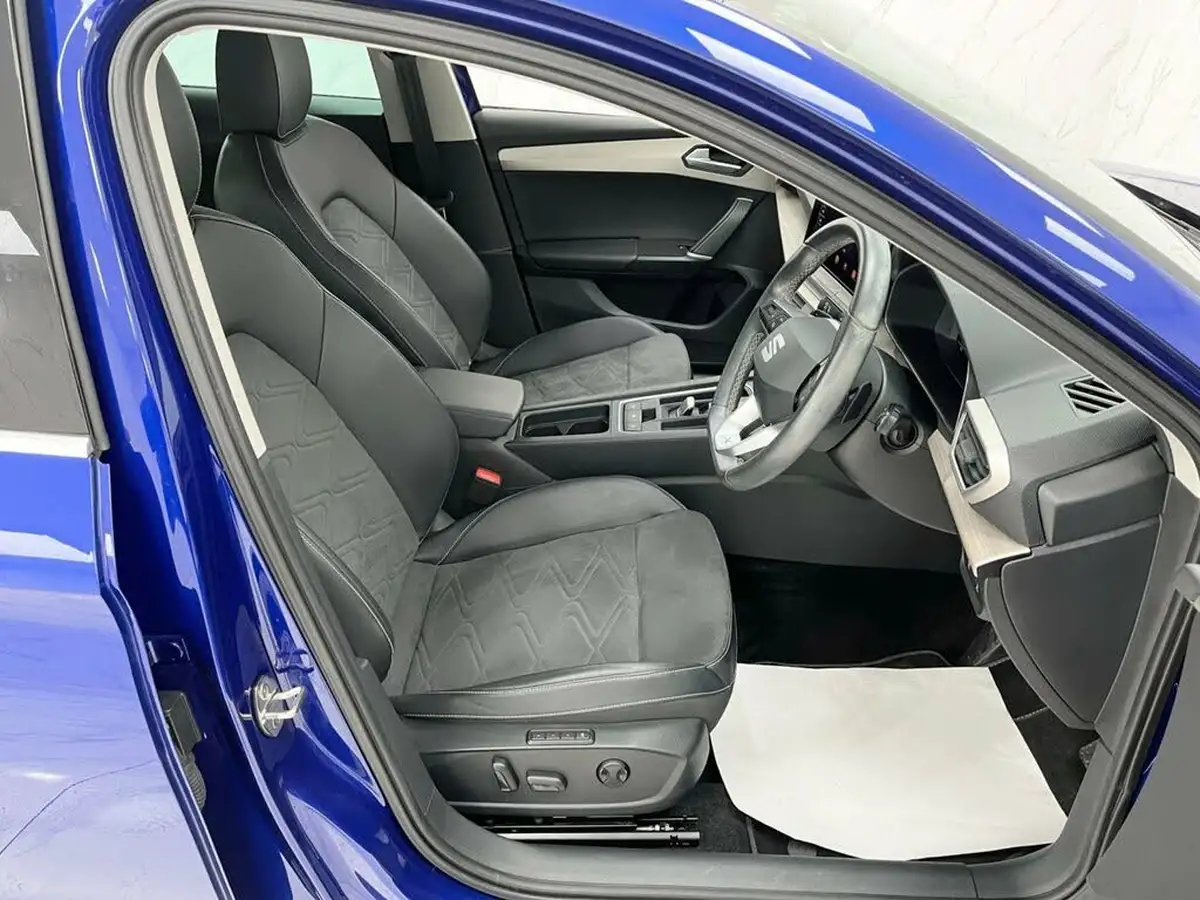 2021-seat-leon-14-e-hybrid-xcellence-hatchback-big-31