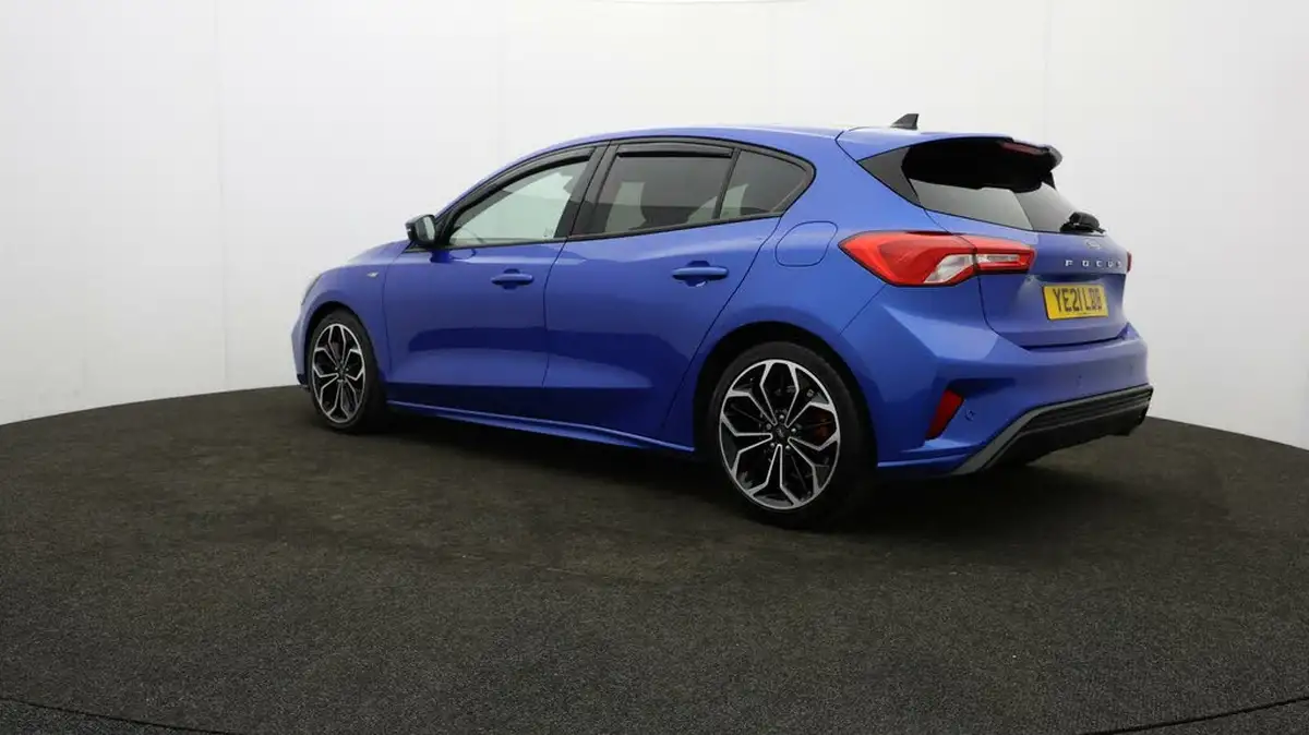 2020-ford-focus-15-st-line-x-hatchback-auto-big-66
