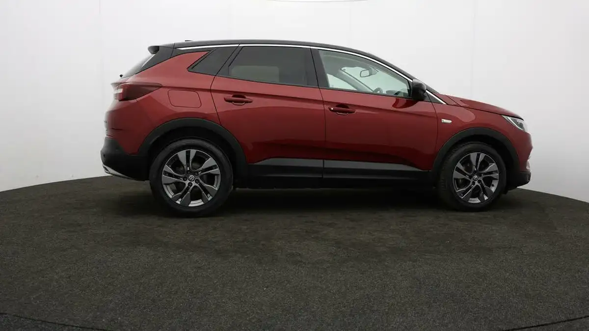 2020-vauxhall-grandland-x-12-sri-nav-big-35