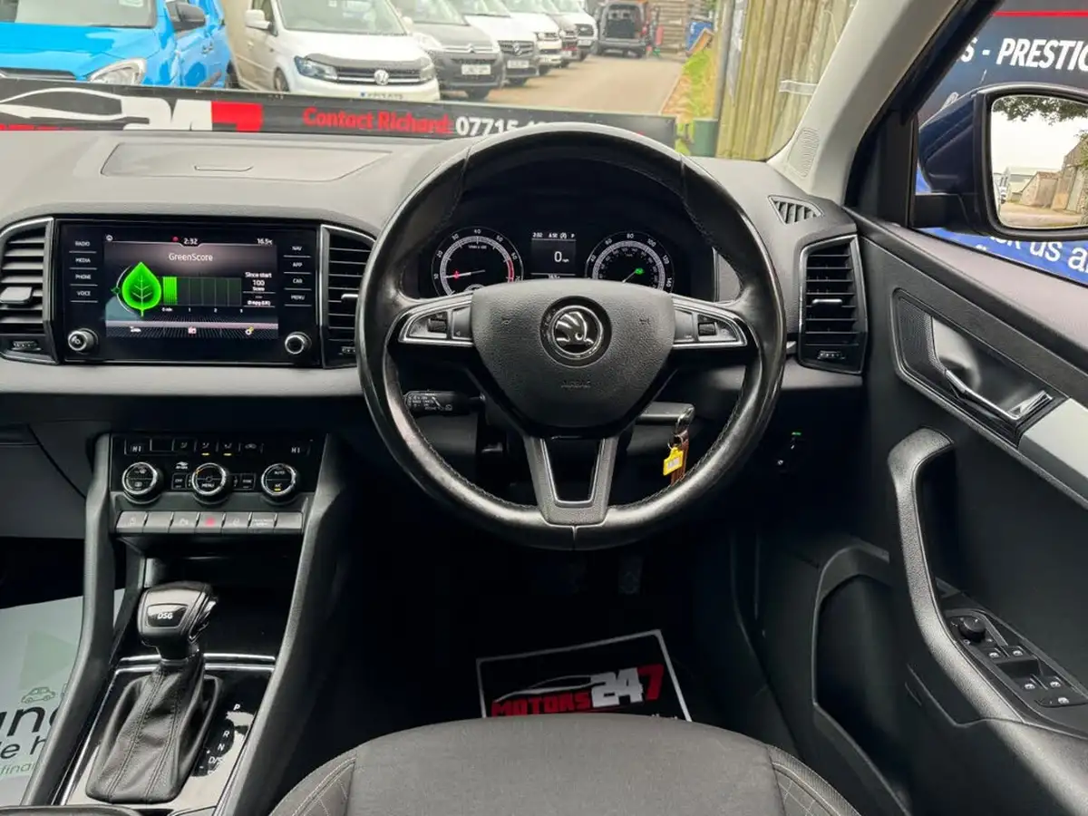 2018-skoda-karoq-15-tsi-se-technology-act-dsg-big-63