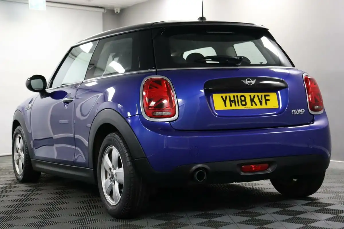 2018-mini-cooper-15-cooper-series-ii-ss-hatchback-3d-big-11