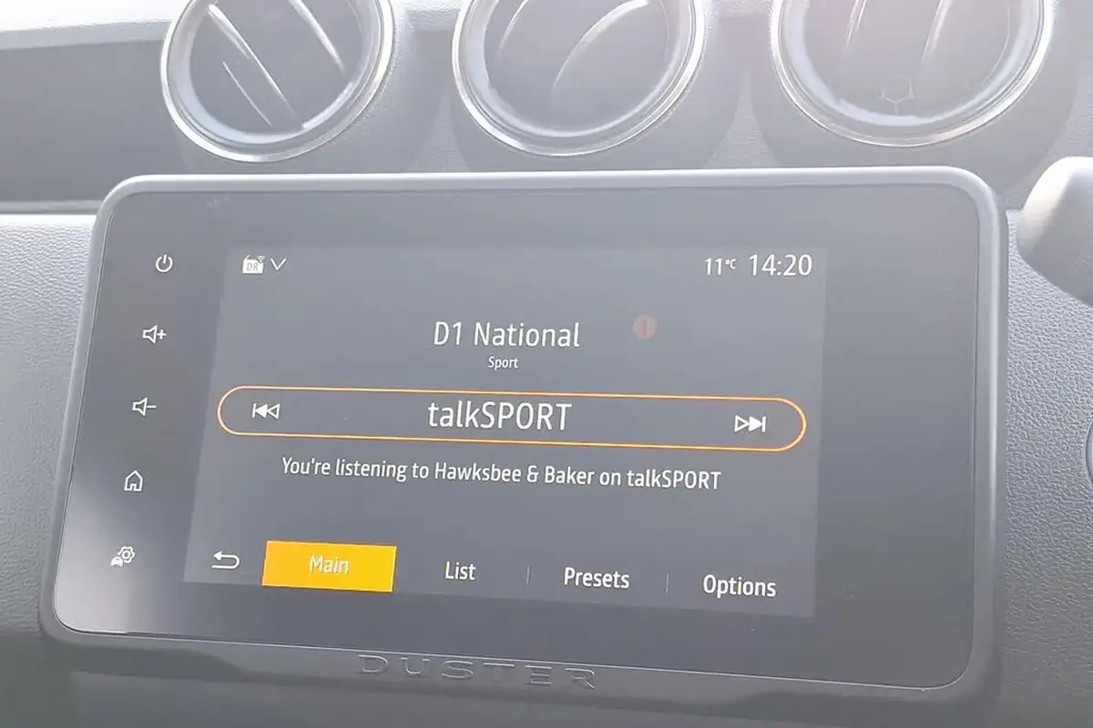 2022-dacia-duster-13-tce-prestige-150bhp-edc-big-29