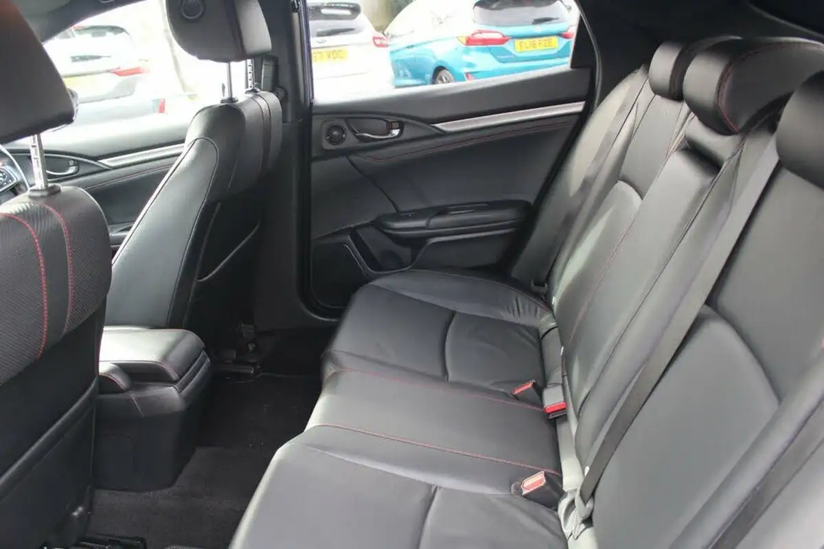 2019-honda-civic-10-vtec-turbo-sport-line-big-34