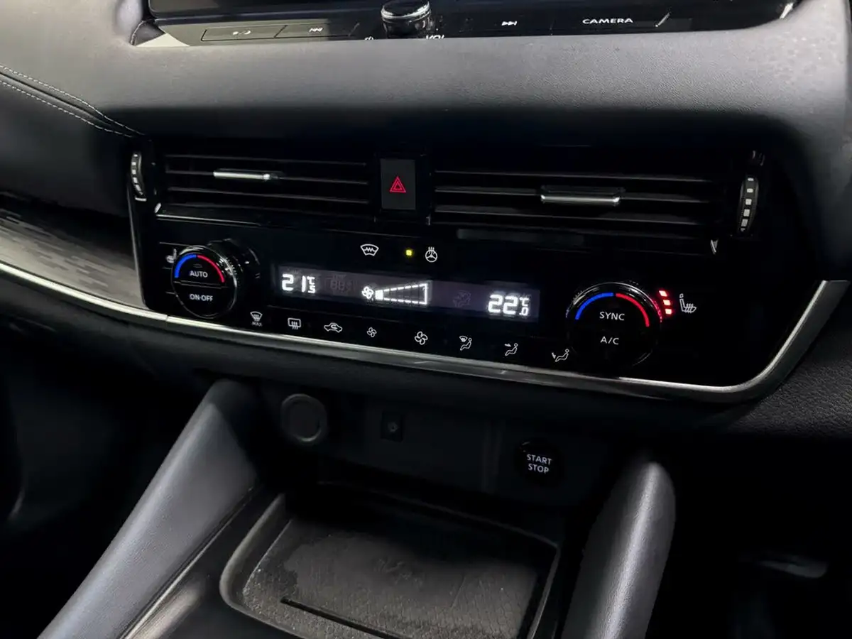 2022-nissan-qashqai-15-tekna-big-30