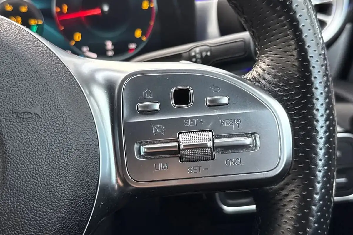 2021-mercedes-benz-a-class-20d-a220d-exclusive-edition-plus-big-39