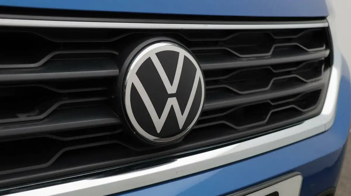 2021-volkswagen-t-roc-15-tsi-sel-dsg-big-21