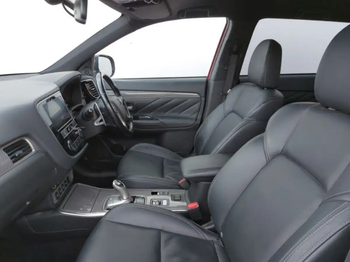 2019-mitsubishi-outlander-24-4h-phev-big-4