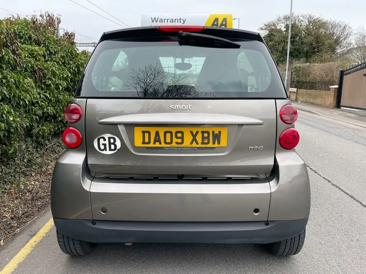 2009-smart-fortwo-10-passion-71bhp-coupe-big-6