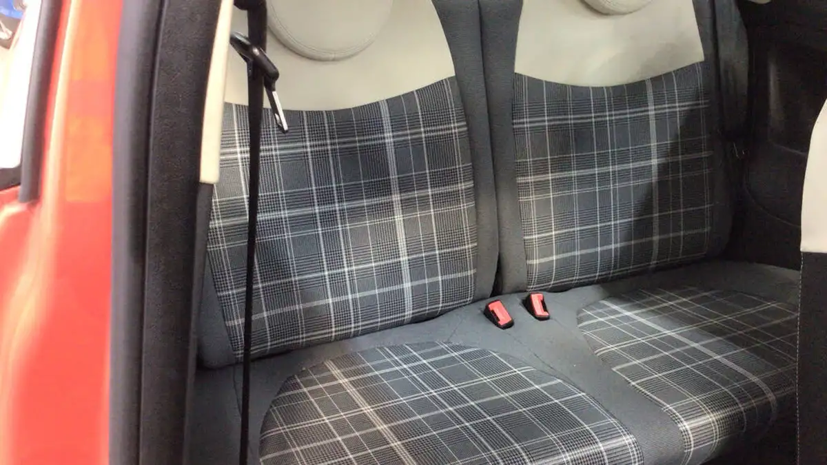 2016-fiat-500-09-lounge-85bhp-dualogic-big-30