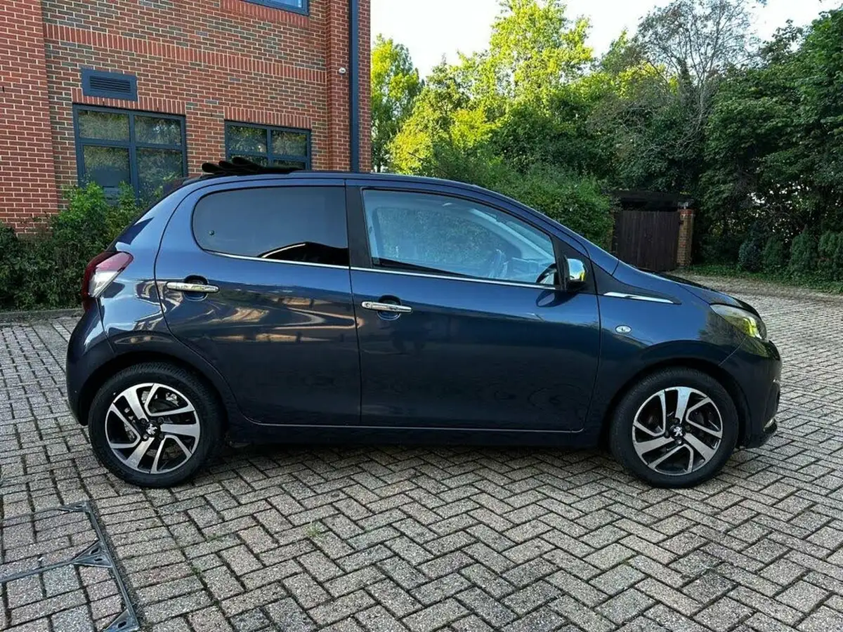 2015-peugeot-108-12-puretech-allure-top-5d-big-5