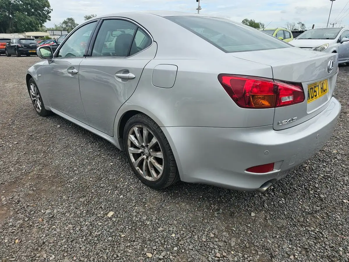 2007-lexus-is-250-25-se-l-auto-big-5