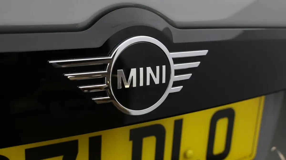 2021-mini-countryman-15-cooper-s-e-phev-classic-comfort-big-19