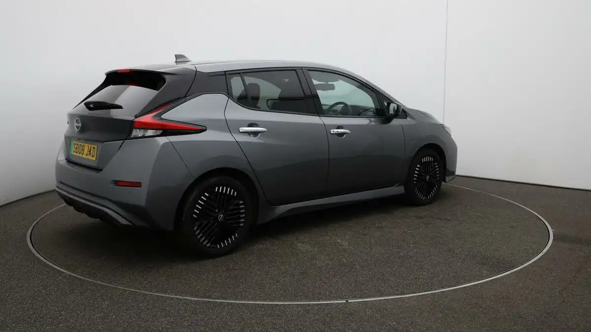 2022-nissan-leaf-e-n-connecta-39kwh-big-51