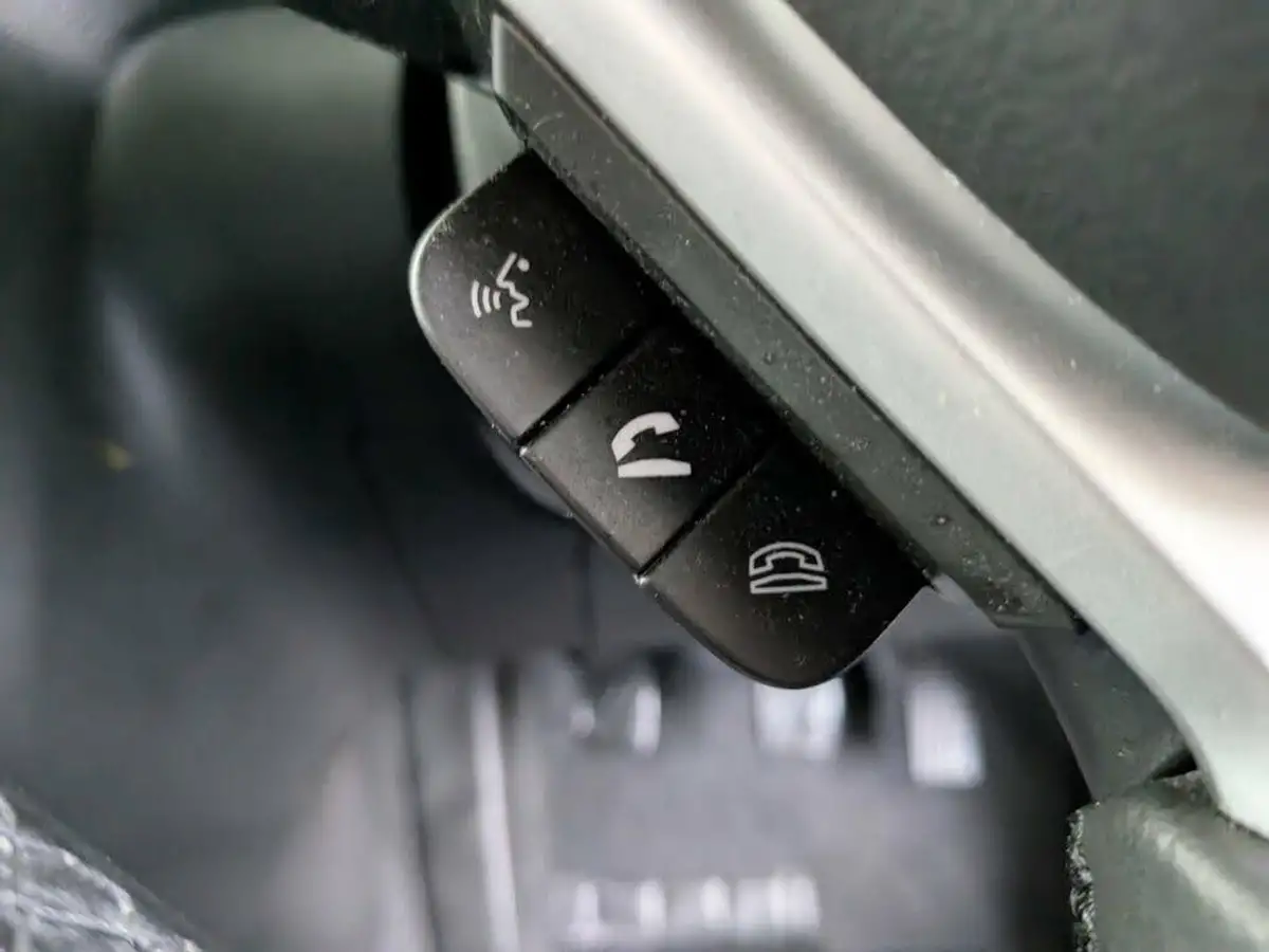 2020-suzuki-vitara-14-boosterjet-sz-t-140ps-big-19