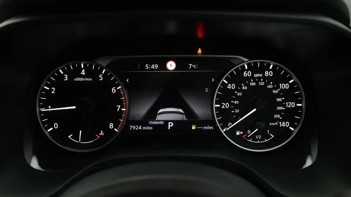 2022-nissan-qashqai-13-dig-t-acenta-premium-160ps-auto-big-10