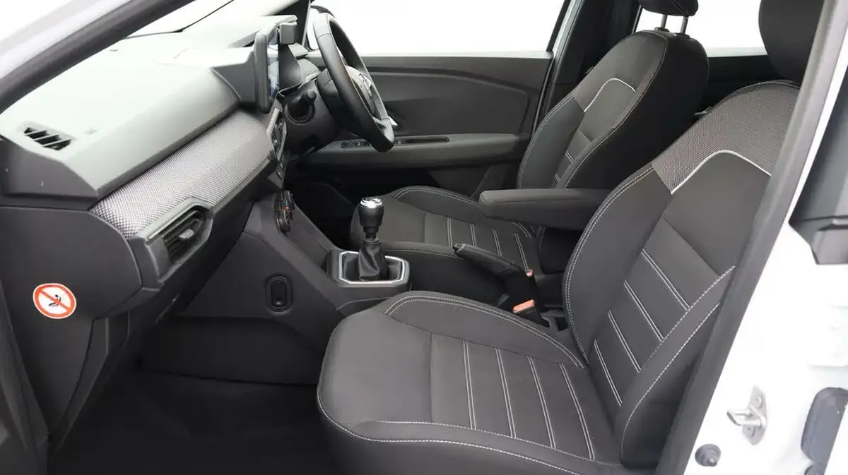 2021-dacia-sandero-10-tce-comfort-90bhp-big-13