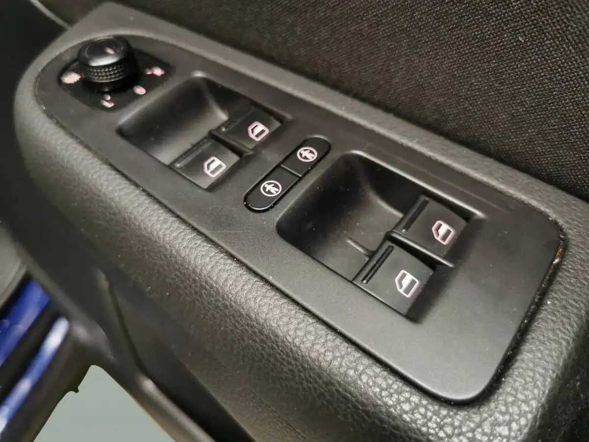 2020-volkswagen-sharan-20tdi-se-nav-150ps-dsg-big-13