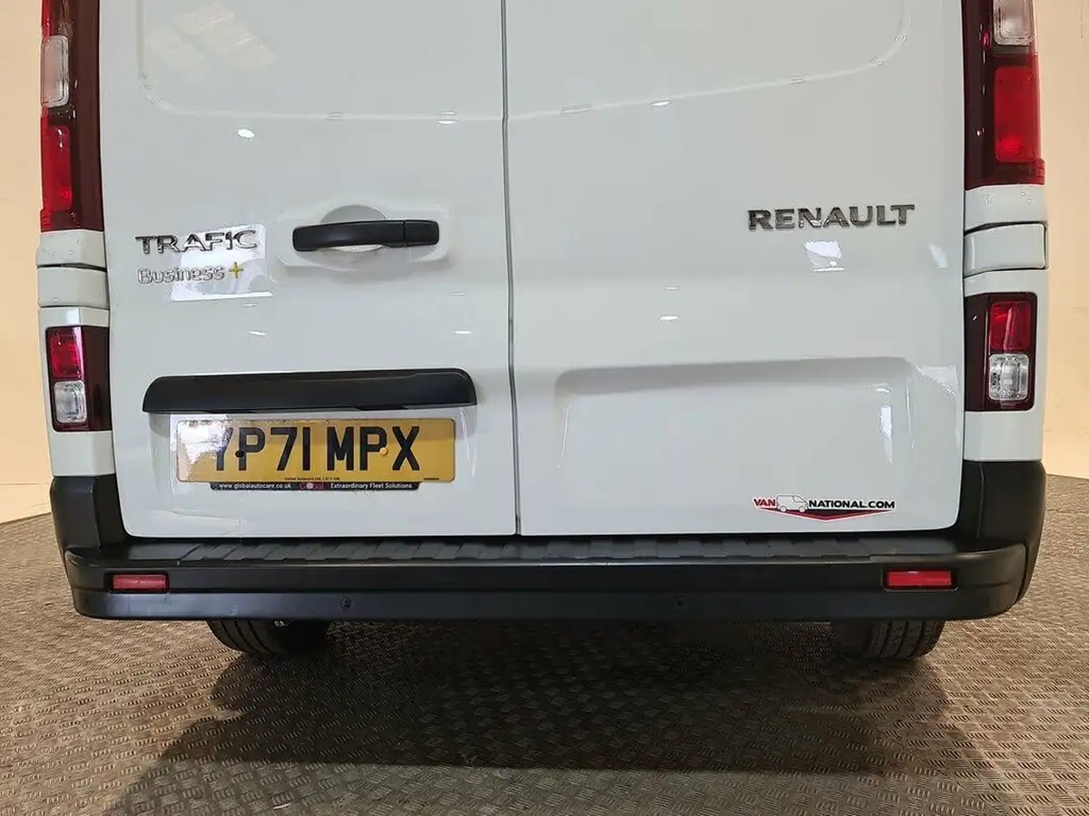 2021-renault-trafic-20dci-sl30-energy-120-business-panel-big-16