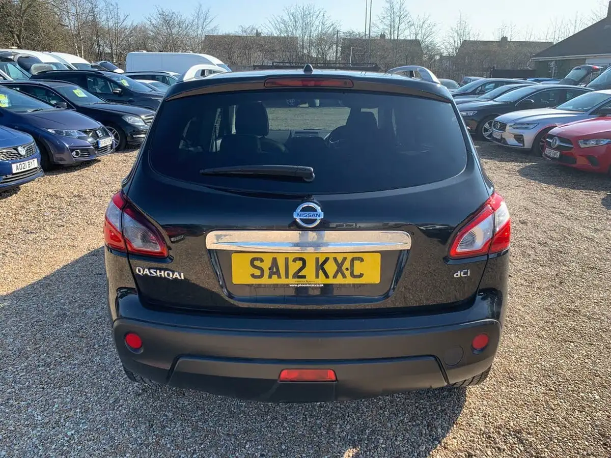 2012-nissan-qashqai-15td-n-tec-big-5