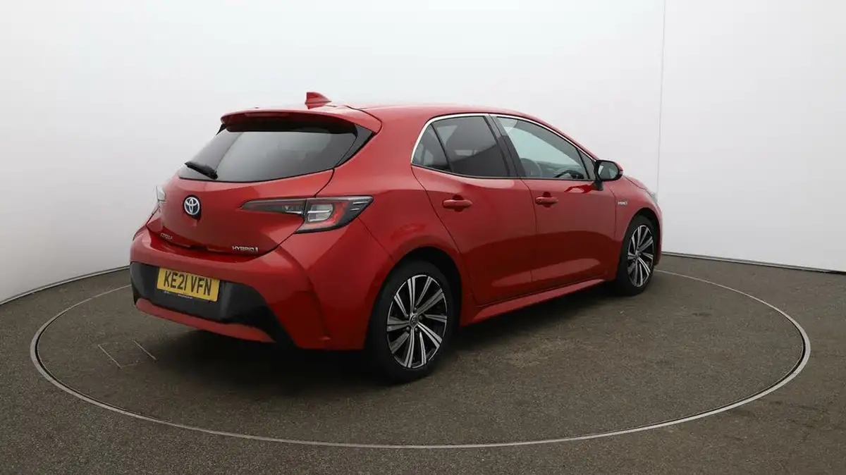 2021-toyota-corolla-18-vvt-i-design-spare-wheel-hatchback-5d-big-7