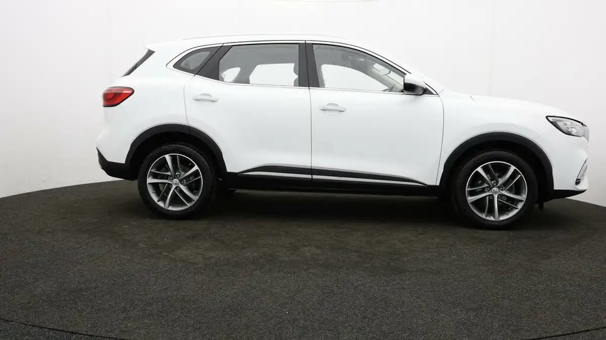 2022-mg-hs-15t-gdi-excite-162ps-dct-big-7