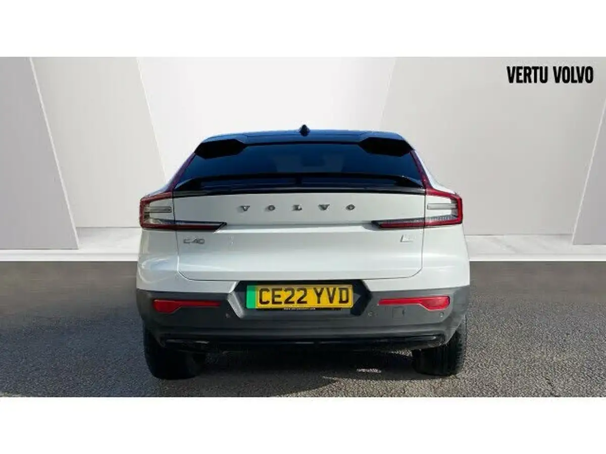 2022-volvo-c40-e-twin-recharge-pro-big-12