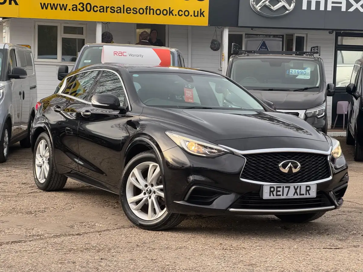 2017-infiniti-q30-16-se-122ps-business-pack-big-2