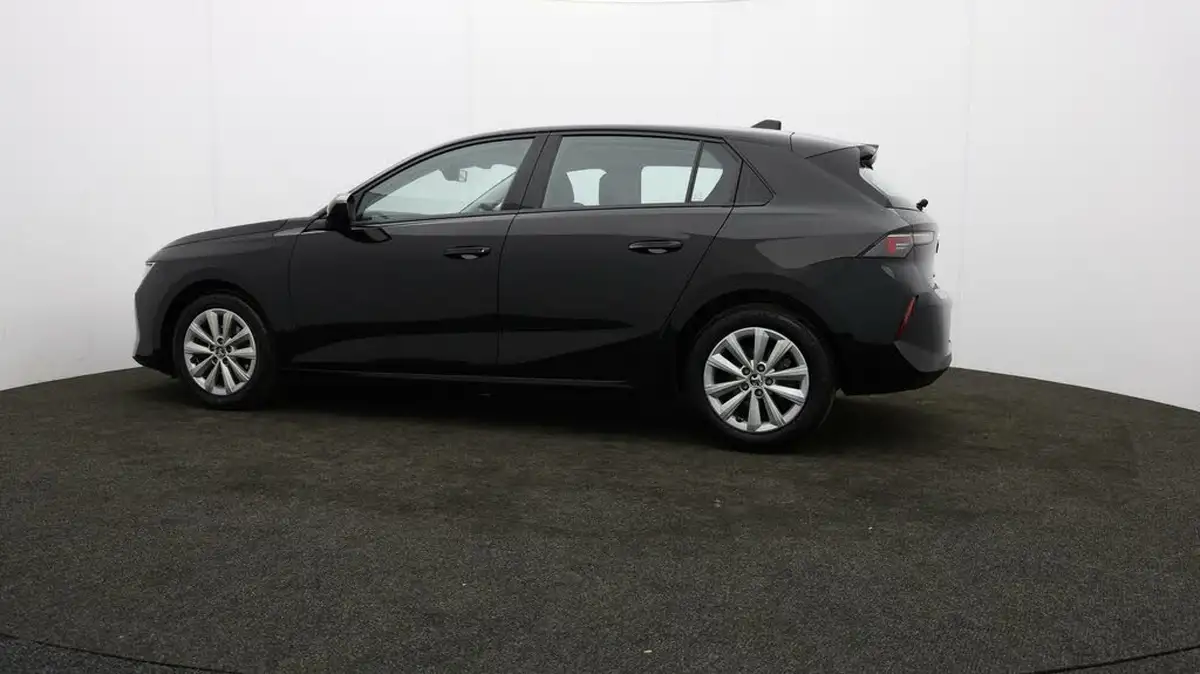 2022-vauxhall-astra-12-turbo-design-130ps-hatchback-big-63