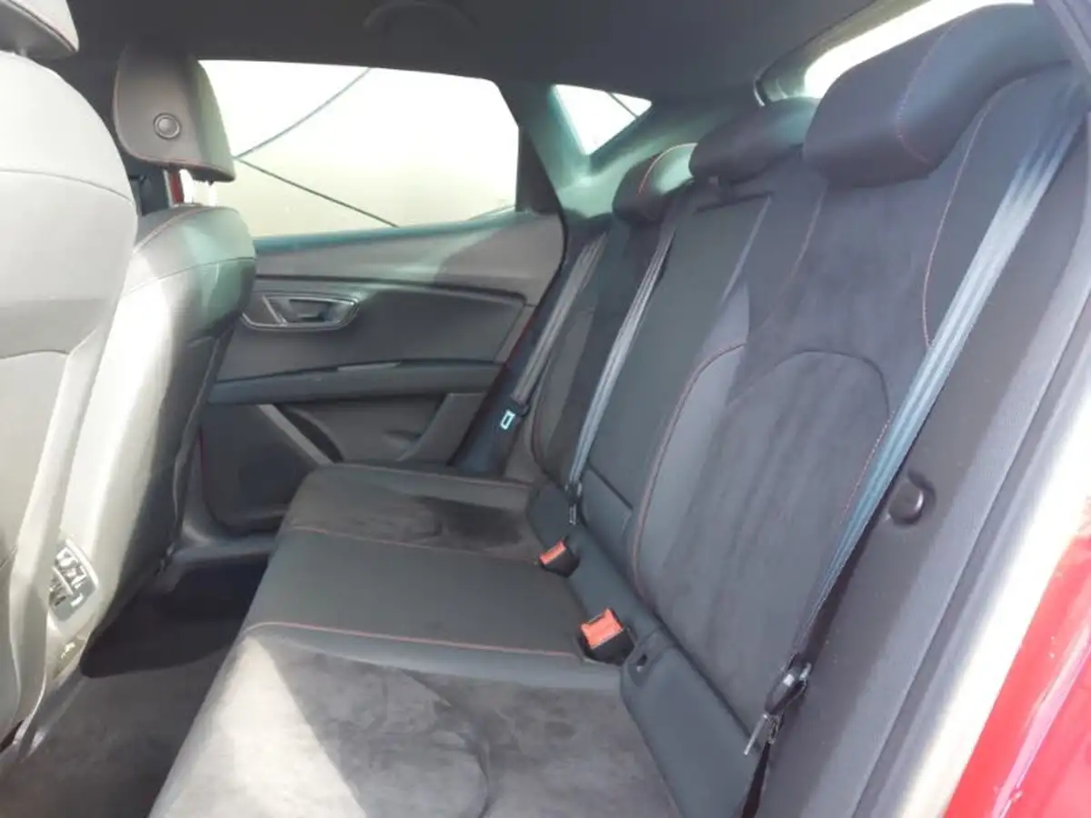 2020-seat-leon-15-tsi-evo-fr-black-edition-150ps-hatchback-dsg-big-5