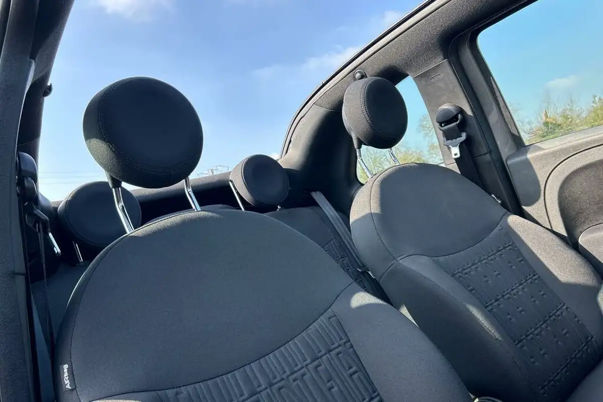2023-fiat-500c-10-big-23